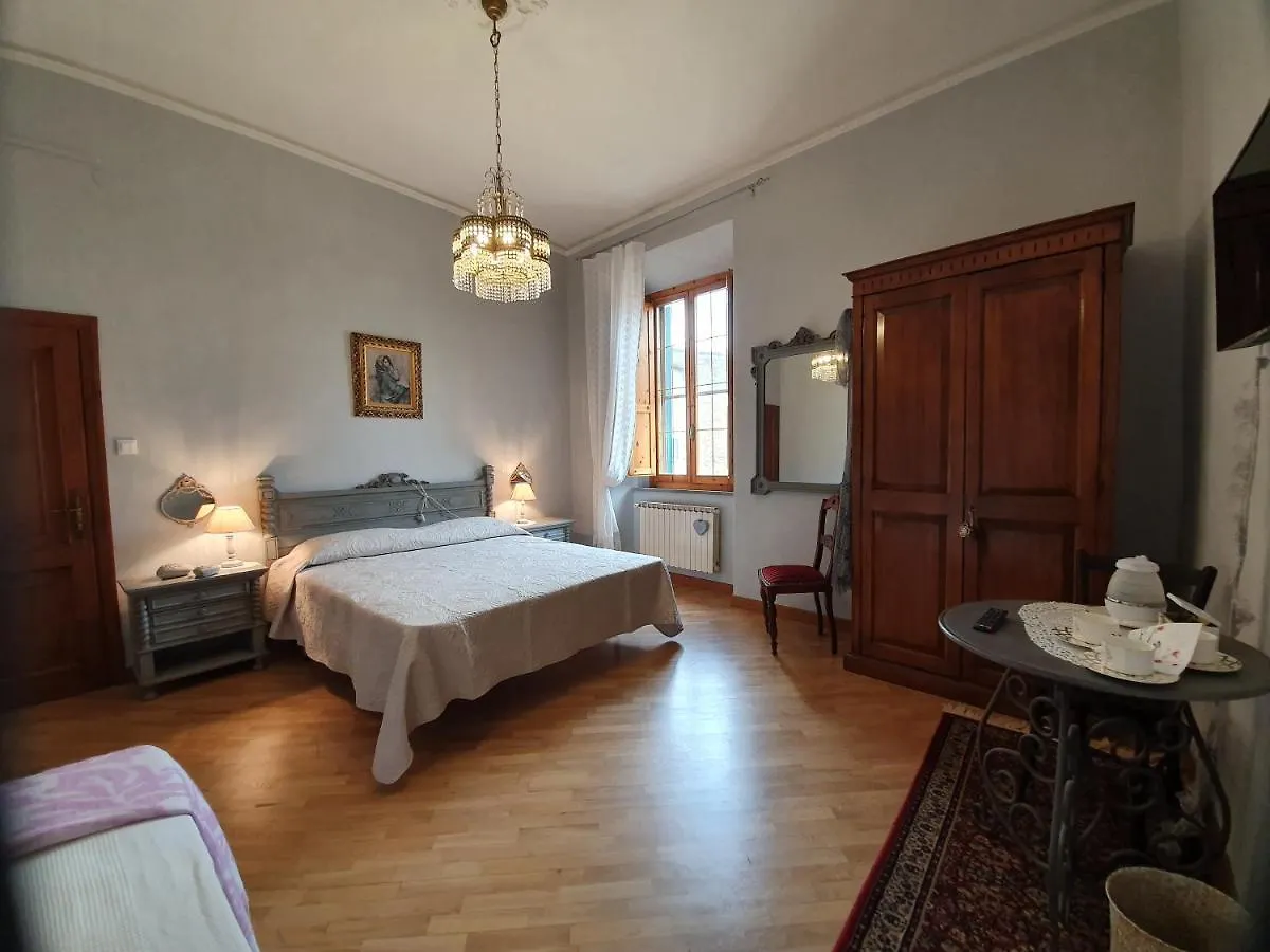 Casa Signora Claudia Bed & Breakfast Arezzo Italy