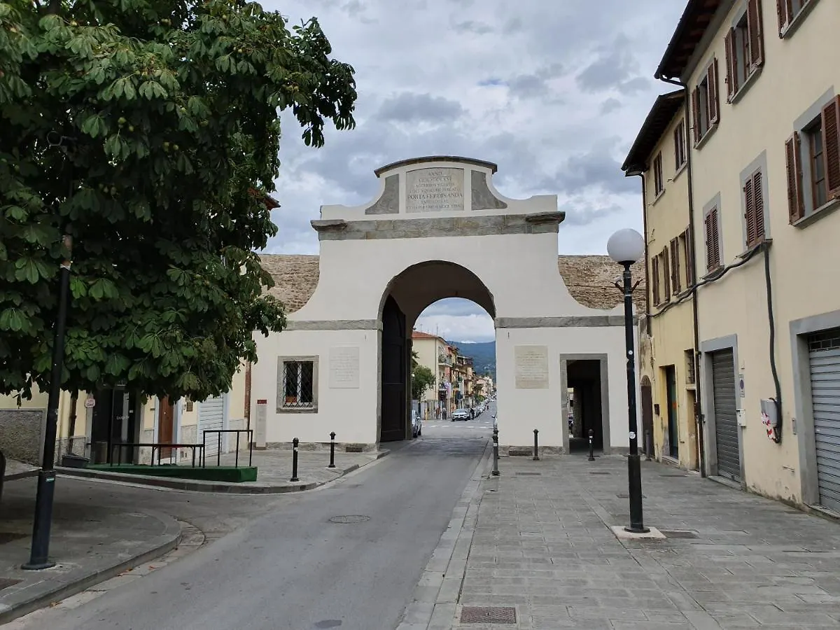 Casa Signora Claudia Bed & Breakfast Arezzo 0*,